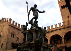 223024_131510660272087_2655137_n